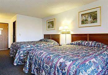 Baymont By Wyndham Beloit Otel Dış mekan fotoğraf