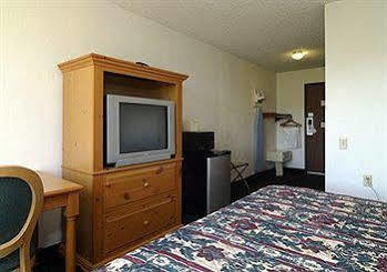 Baymont By Wyndham Beloit Otel Dış mekan fotoğraf