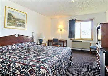 Baymont By Wyndham Beloit Otel Dış mekan fotoğraf